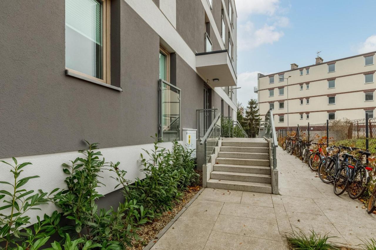 Green Square Apartment With Balcony Swinoujscie By Noclegi Renters Экстерьер фото