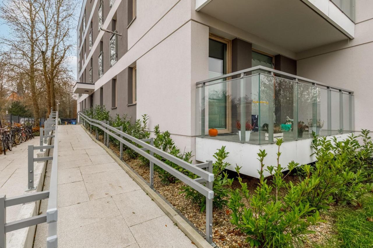 Green Square Apartment With Balcony Swinoujscie By Noclegi Renters Экстерьер фото